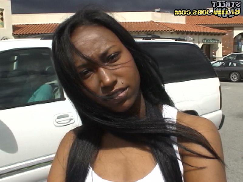 12P 12 pics and 1 movie of Amerie from Street Blowjobs