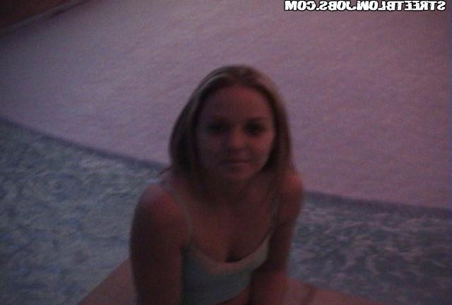 12P 12 pics and 1 movie of Austine from Street Blowjobs