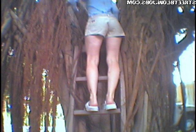 12P 12 pics and 1 movie of Alyssa from Street Blowjobs