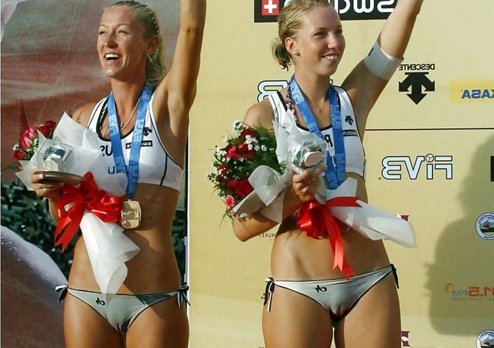 23P See trough, sportbabes and topless