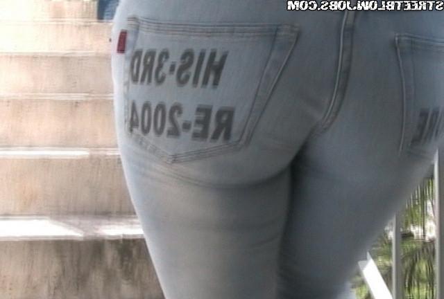 12P 12 pics and 1 movie of Danielle from Street Blowjobs