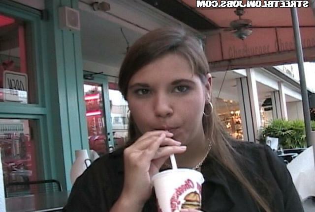 12P 12 pics and 1 movie of Casandra from Street Blowjobs