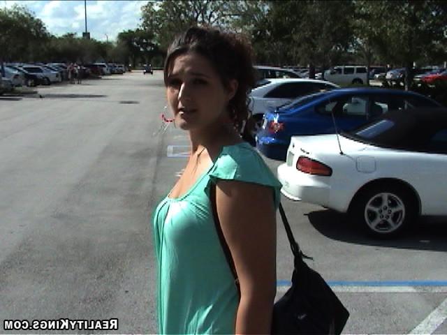 12P 12 pics and 1 movie of Judy from Street Blowjobs