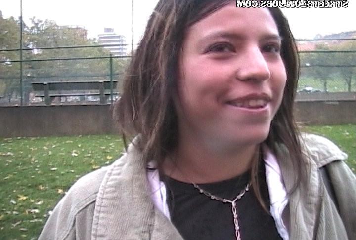 12P 12 pics and 1 movie of Auriana from Street Blowjobs