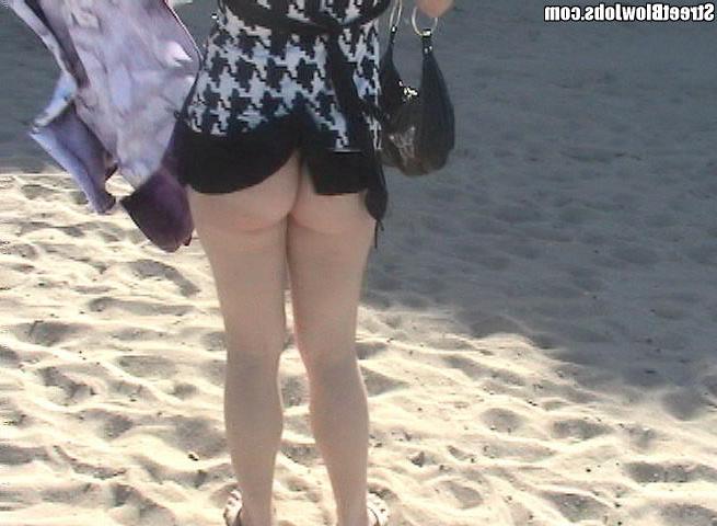 12P 12 pics and 1 movie of Amanda from Street Blowjobs