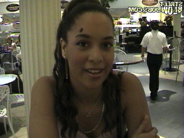 12P 12 pics and 1 movie of Kimmie from Street Blowjobs