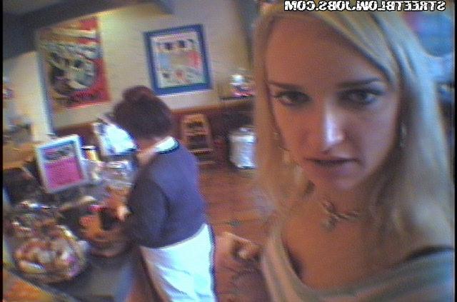 12P 12 pics and 1 movie of Shelly from Street Blowjobs