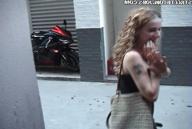 12P 12 pics and 1 movie of Cassie from Street Blowjobs