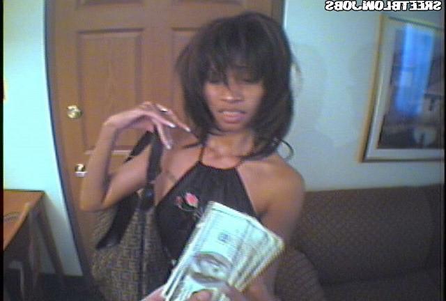 12P 12 pics and 1 movie of Jaqui from Street Blowjobs
