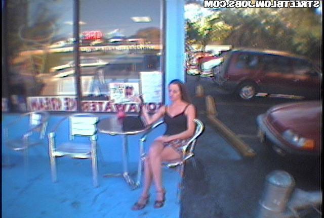 12P 12 pics and 1 movie of Sara from Street Blowjobs