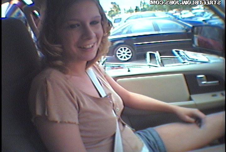 12P 12 pics and 1 movie of Tarah from Street Blowjobs