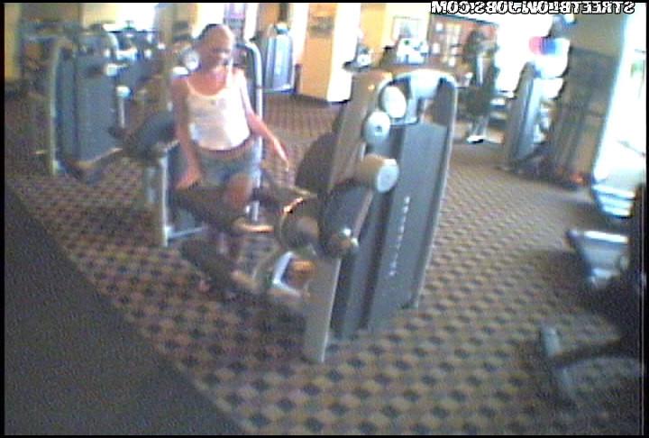12P 12 pics and 1 movie of Katie from Street Blowjobs