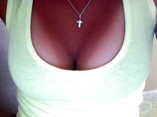 17P Non nude sexy tan lines!!!