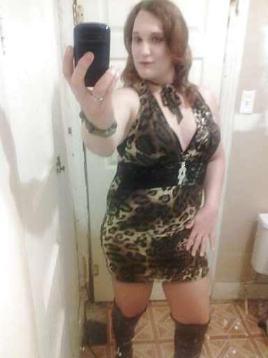 25P Sexy Dressed Dating-Site Milfs