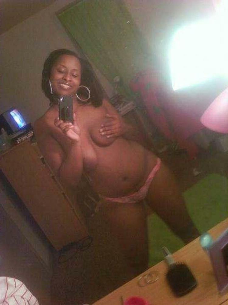 15P Teenie Blacks - Black teen gfs are posing and fucking gallery 3