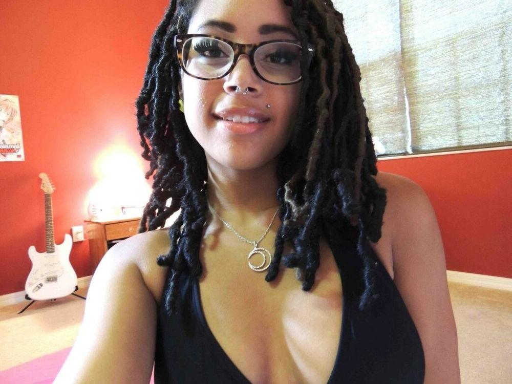 15P Black Teen Submit - Black teen gfs are posing and fucking gallery 90