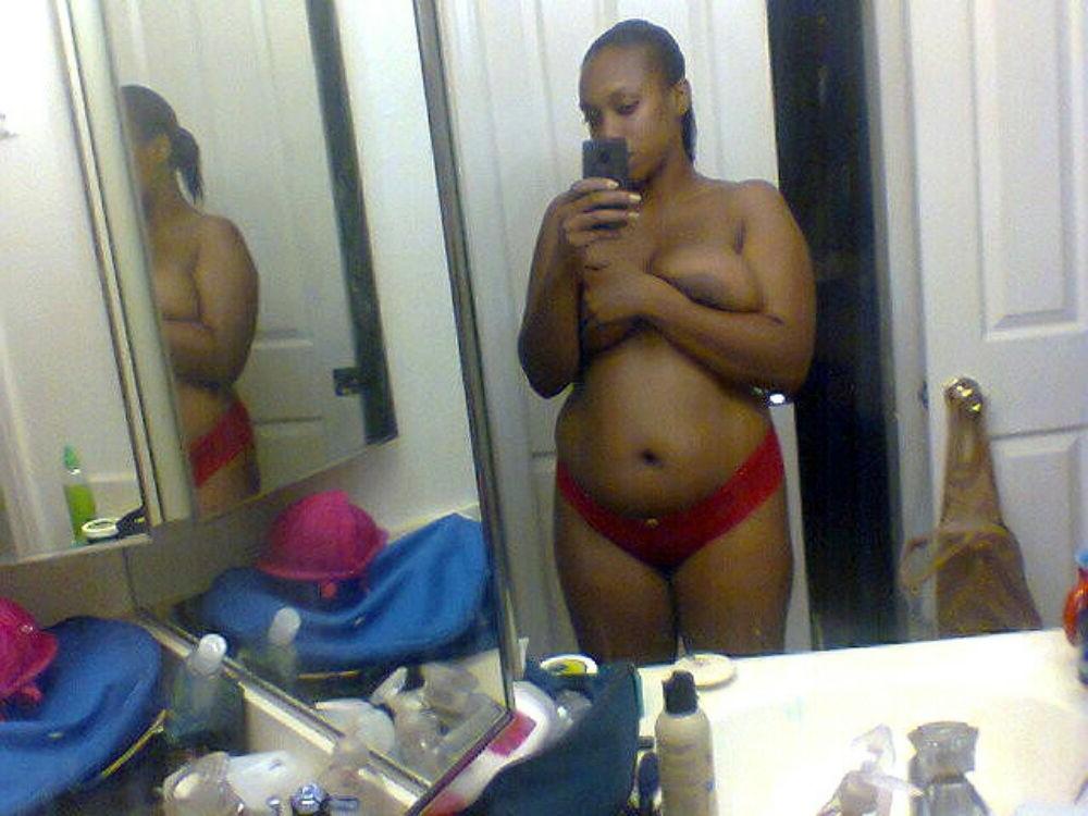 15P Black Teen Revenge - Black teen gfs are posing and fucking gallery 18