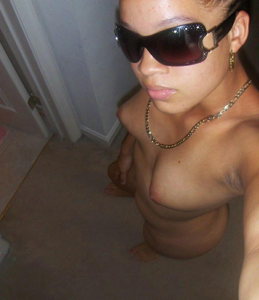 15P Black Teenie Revenge - Black teen gfs are posing and fucking gallery 15