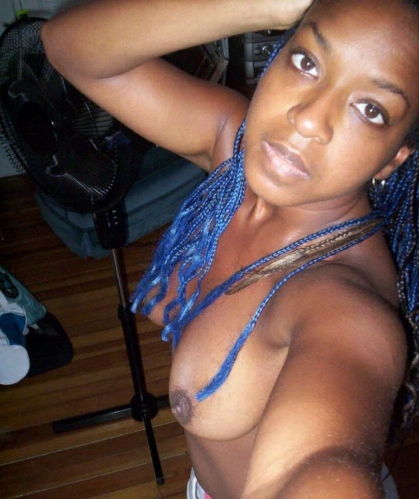 15P Black Teenie Revenge - Black teen gfs are posing and fucking gallery 2