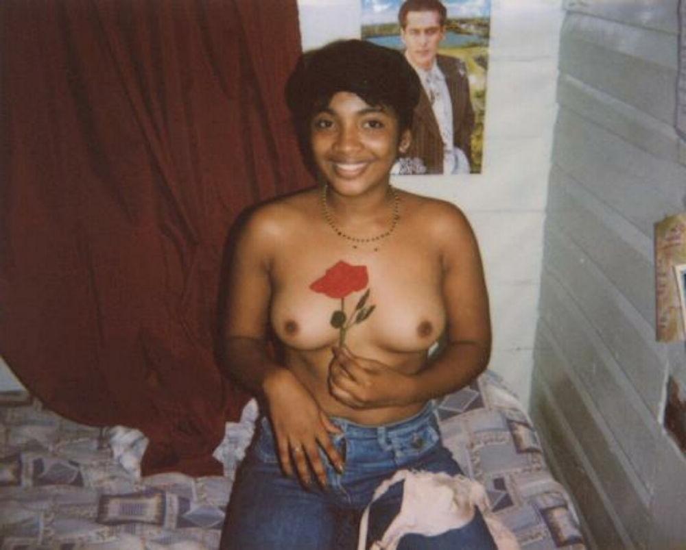 14P Black teen gfs posing and fucking