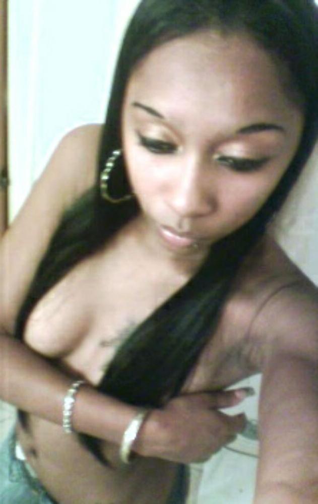 14P Black teen gfs posing and fucking