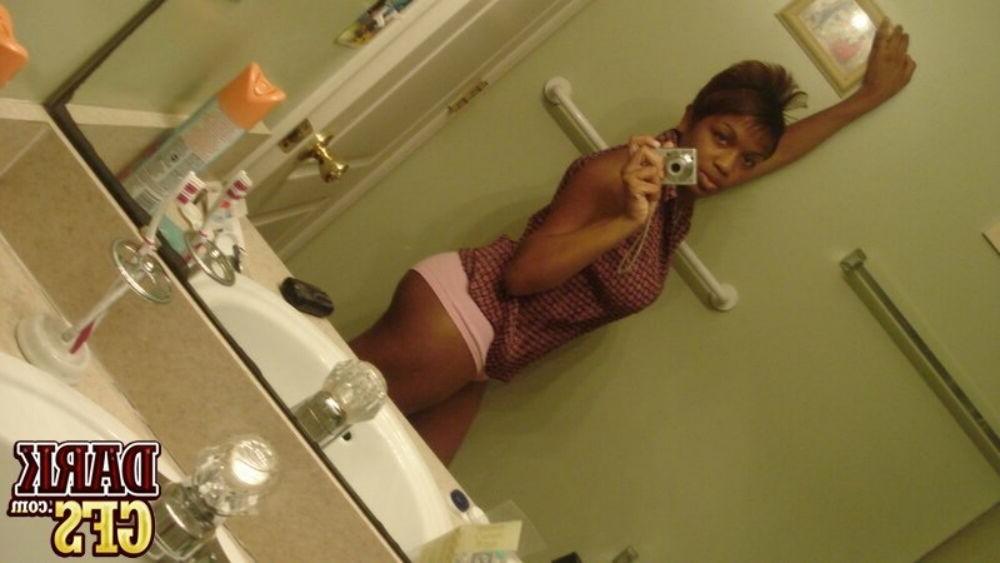 15P Dark teen gfs posing and fucking  2
