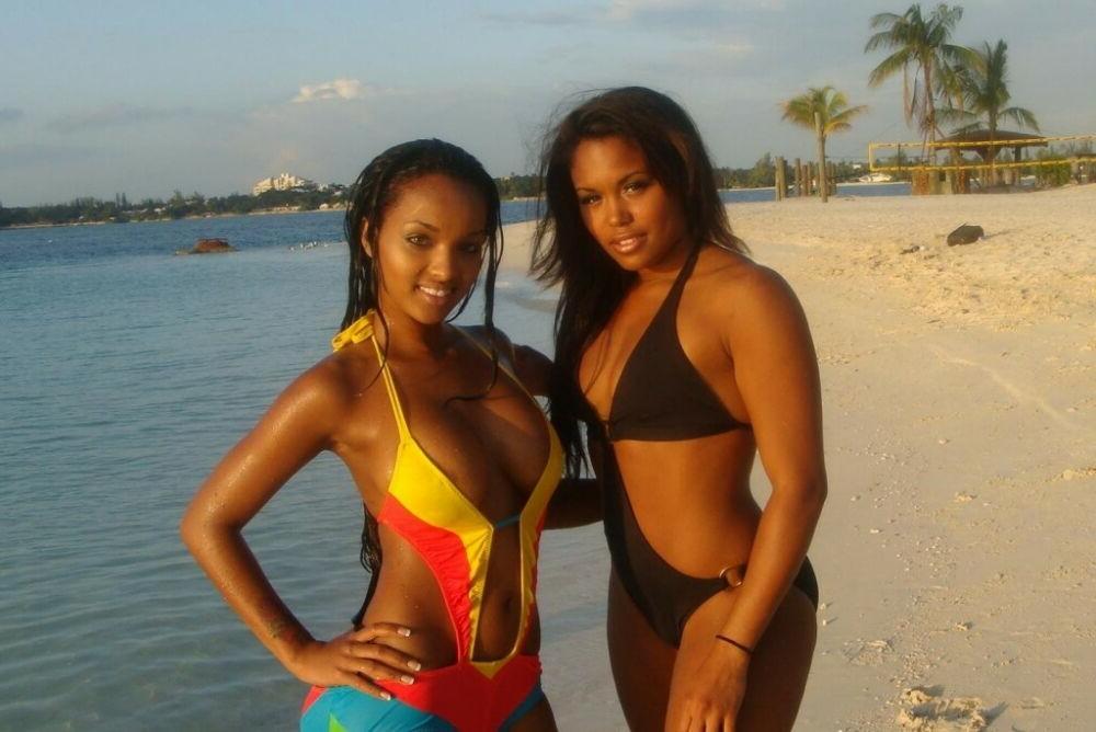 15P Black Teen Submit - Black teen gfs are posing and fucking gallery 105