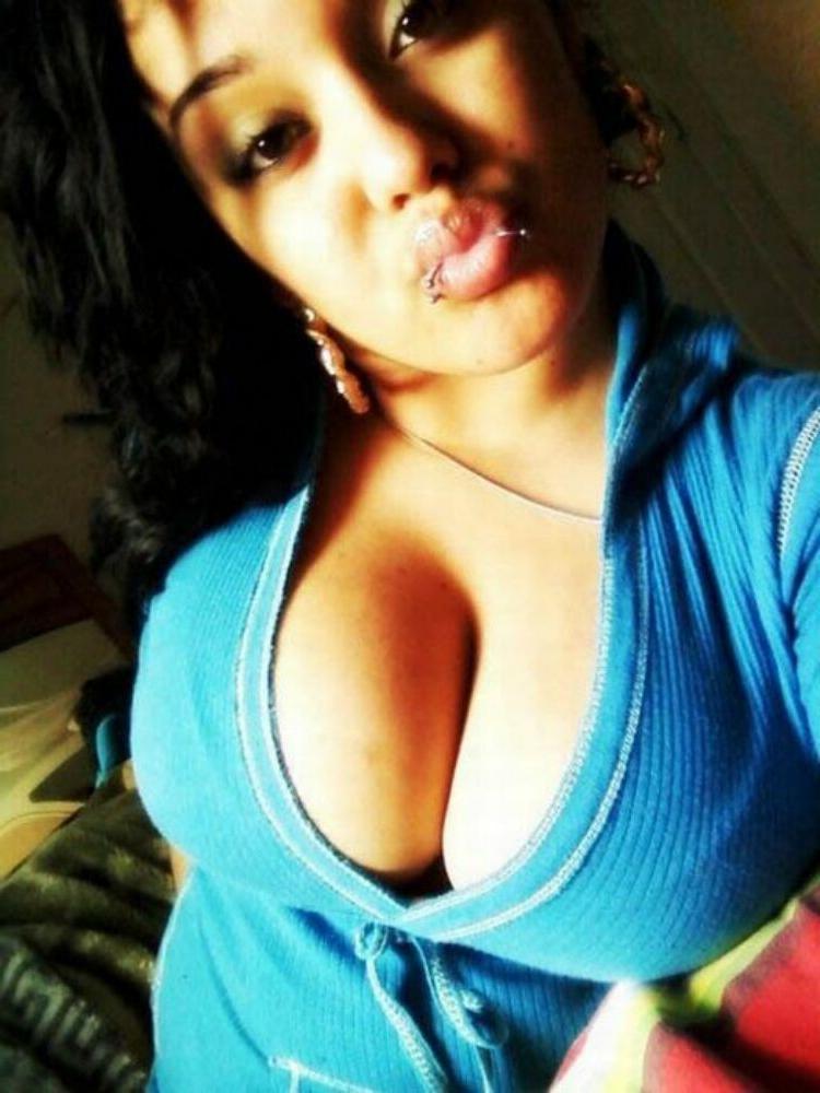 15P Black Teen Submit - Black teen gfs are posing and fucking gallery 105