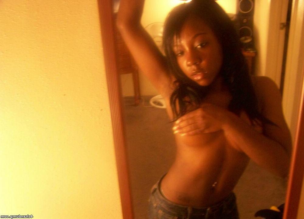 15P Black Teen Submit - Black teen gfs are posing and fucking gallery 95