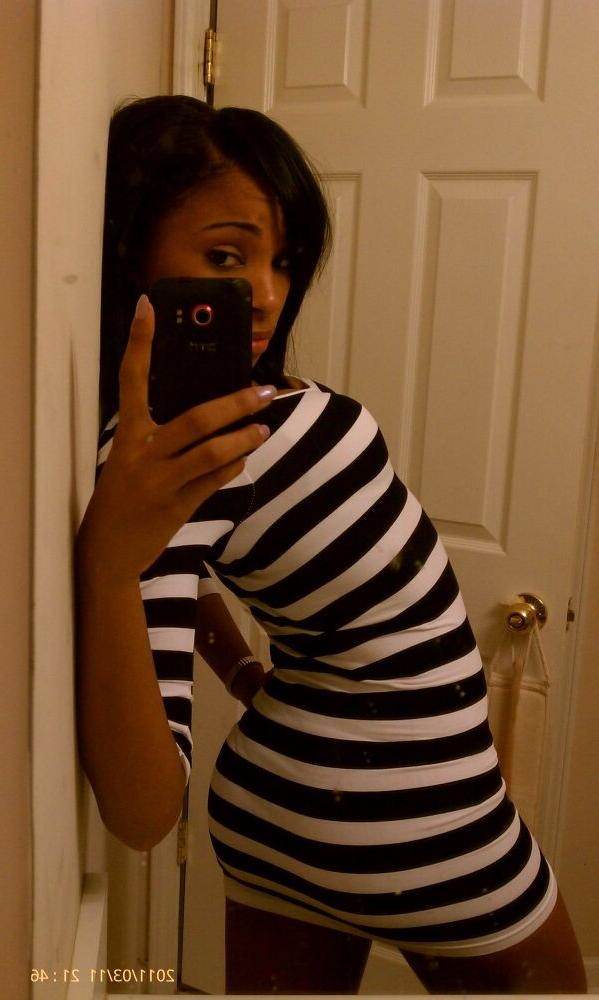 14P Black Teen Submit - Black teen gfs are posing and fucking gallery 89