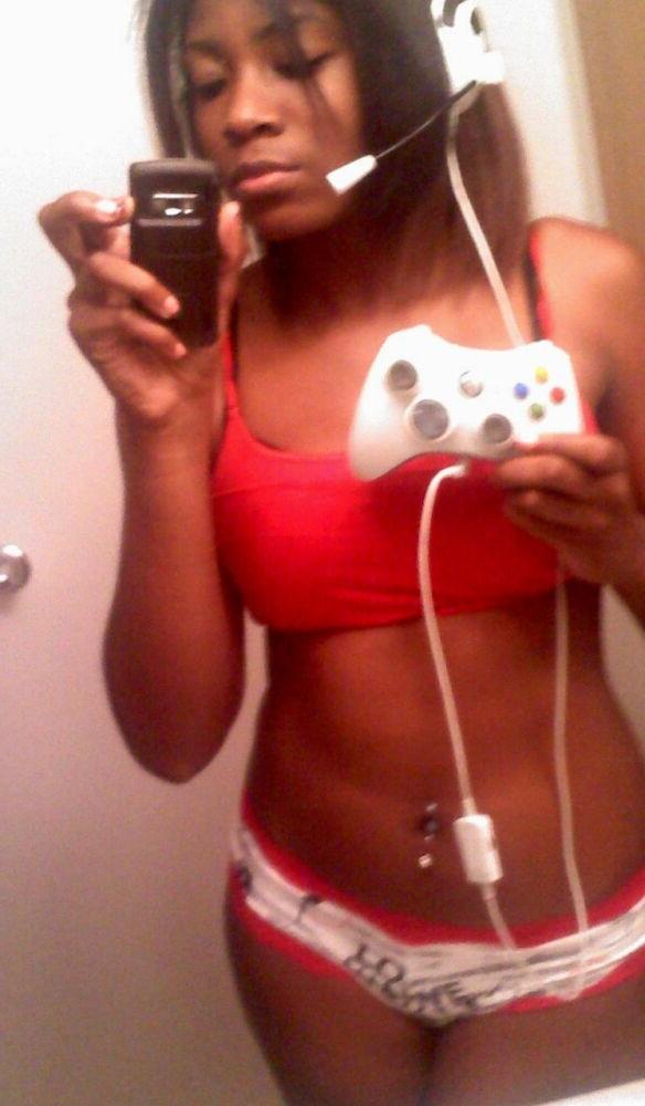 15P Black Teen Submit - Black teen gfs are posing and fucking gallery 74
