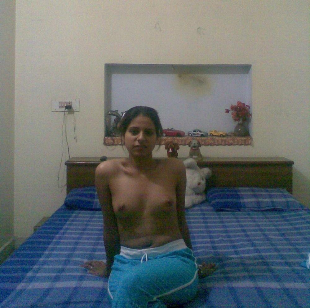 15P Black Teen Submit - Black teen gfs are posing and fucking gallery 103