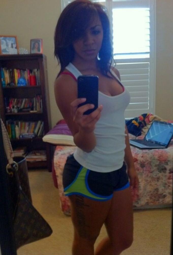 15P Black Teen Submit - Black teen gfs are posing and fucking gallery 69