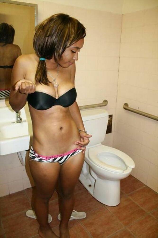 15P Black Teen Submit - Black teen gfs are posing and fucking gallery 41