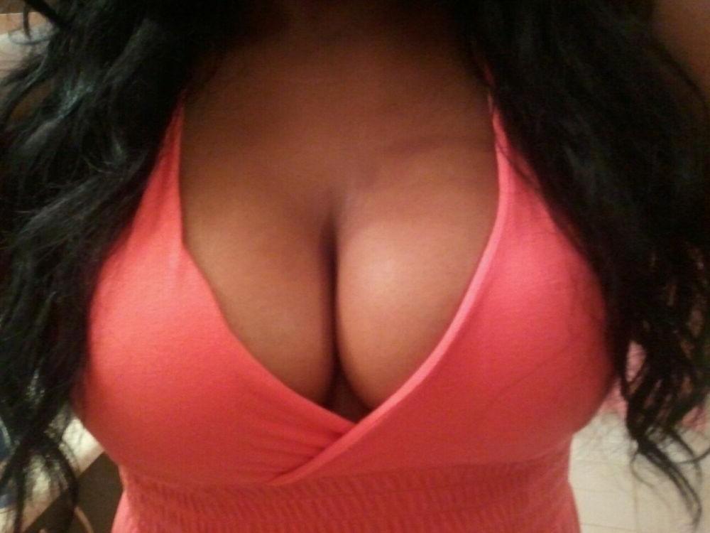 15P Black Teen Submit - Black teen gfs are posing and fucking gallery 10