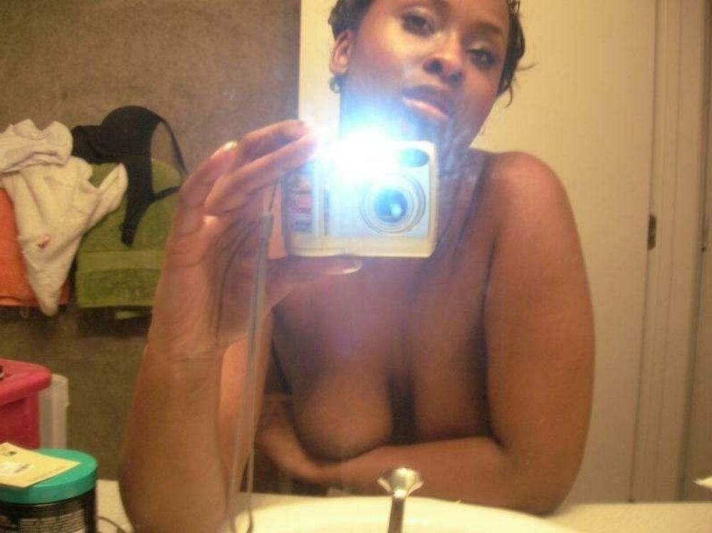 15P Teenie Blacks - Black teen gfs are posing and fucking gallery 22