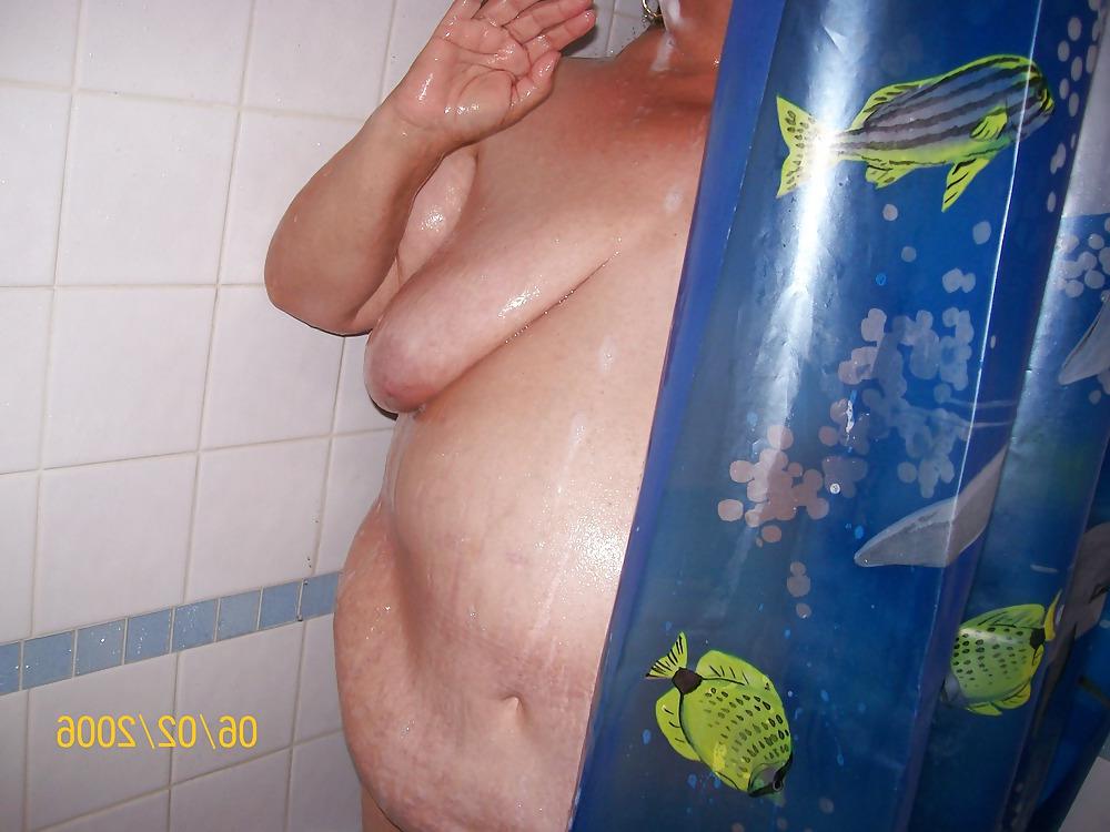 14P New pics of bbw wife