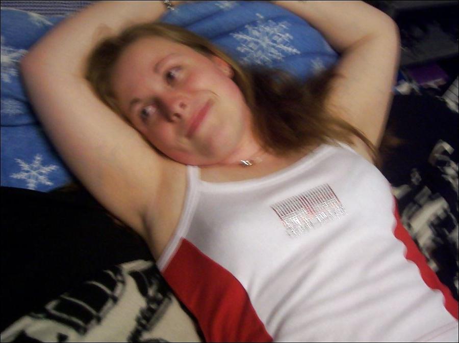 25P Chunky Teen From,SmutDates.com