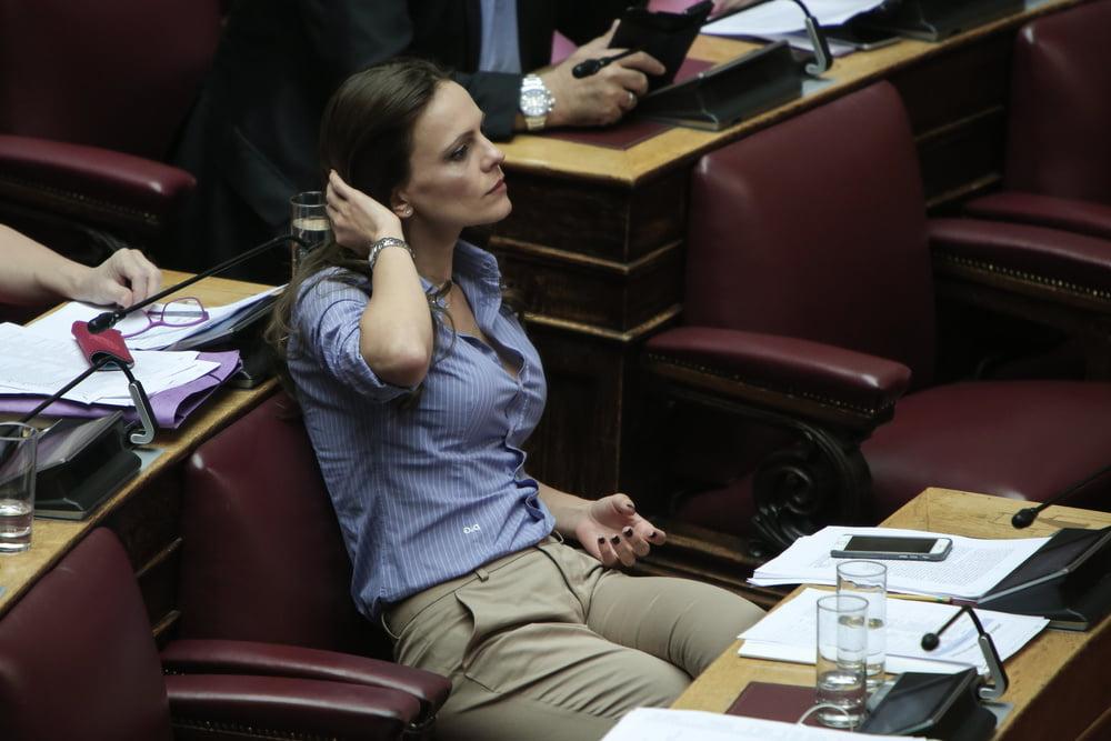 25P E. Achtsioglou Greek politician