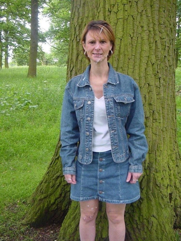25P Dee the bukkake slut 2