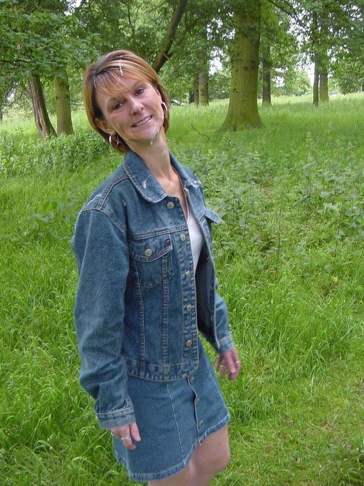25P Dee the bukkake slut 2