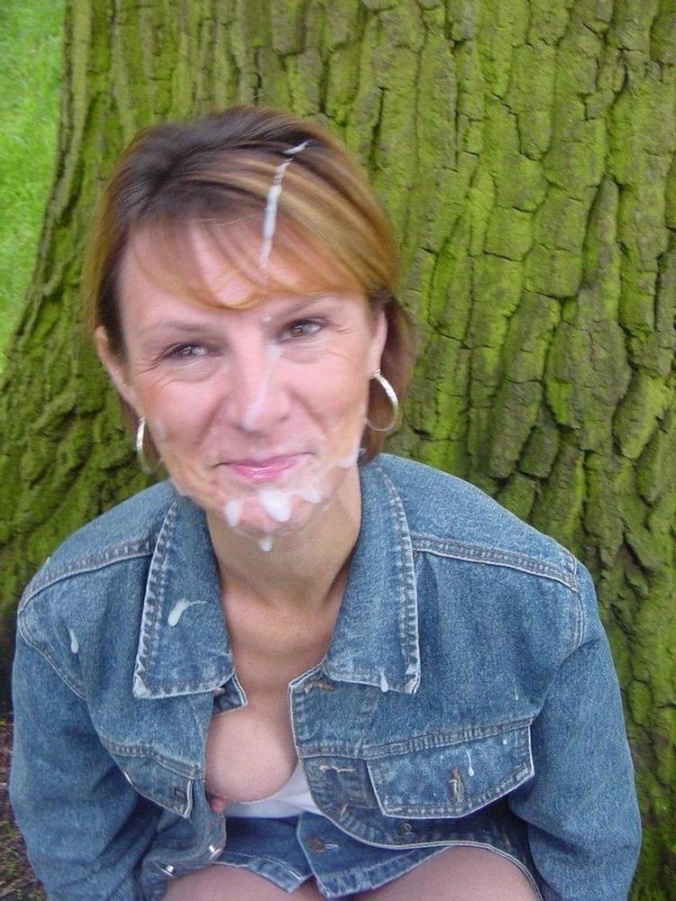 25P Dee the bukkake slut 2