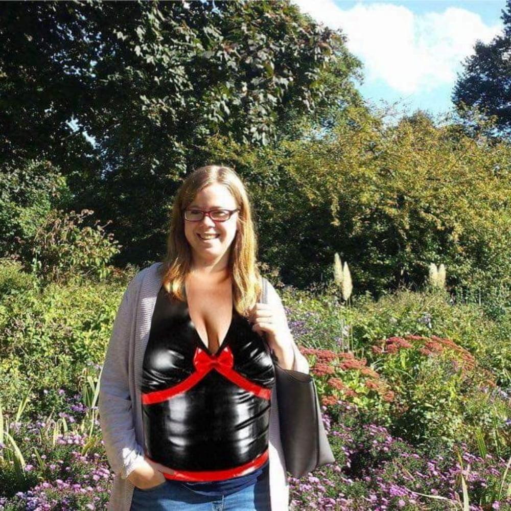23P Latex rubber handbag
