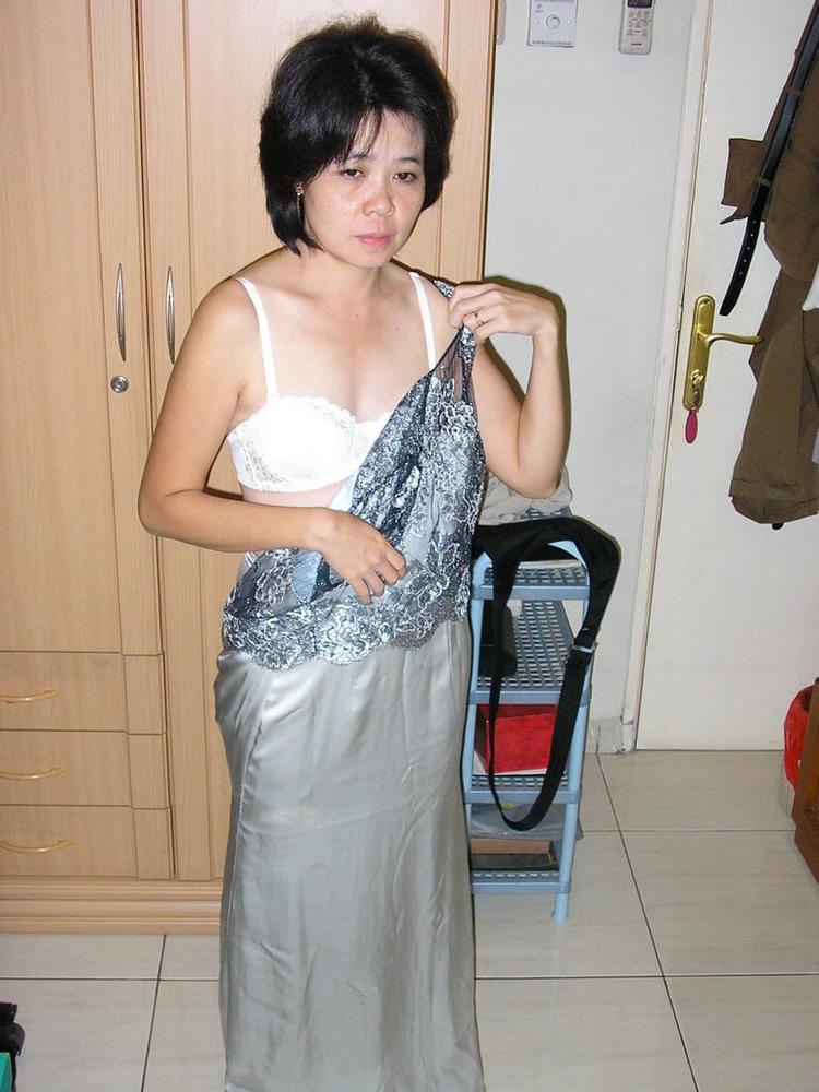 24P Ingga Asian Amateur Bondage 16