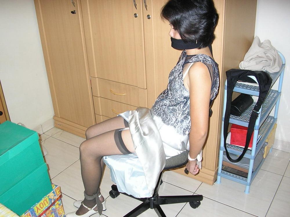 24P Ingga Asian Amateur Bondage 16