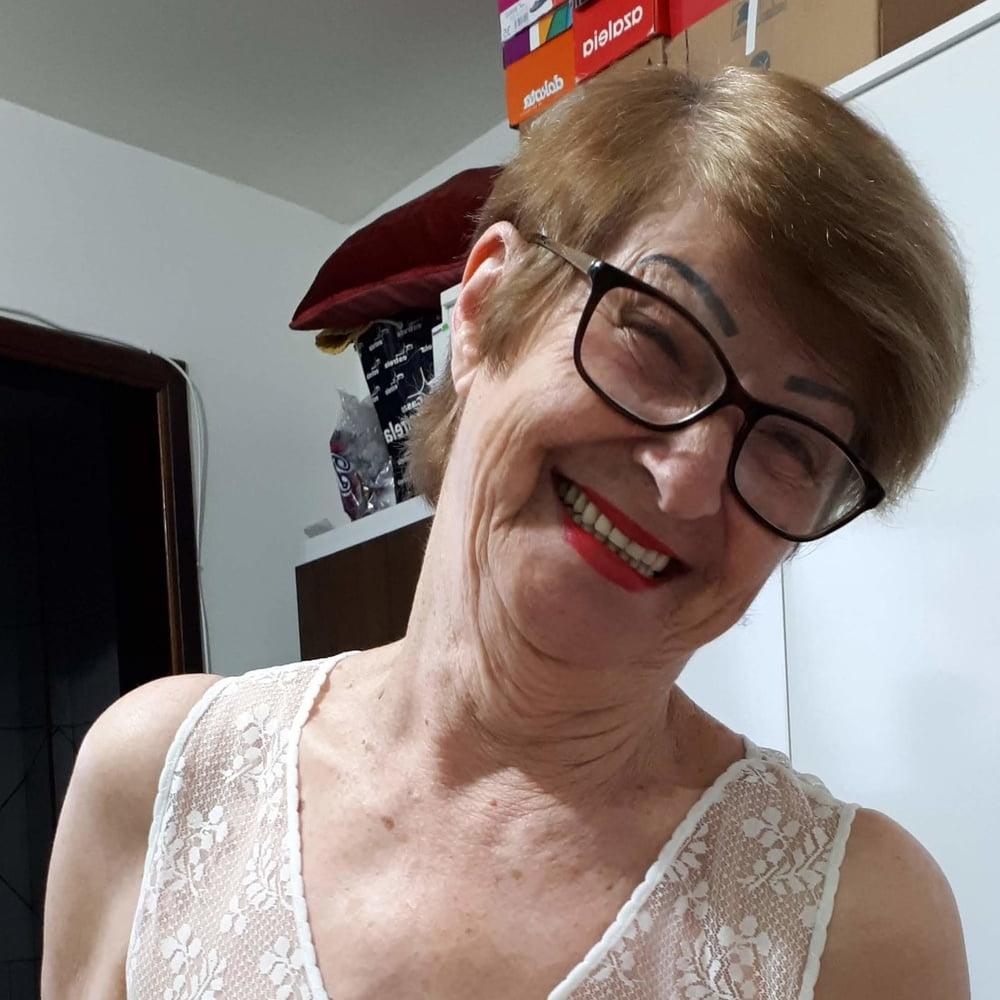 17P Granny Cleide