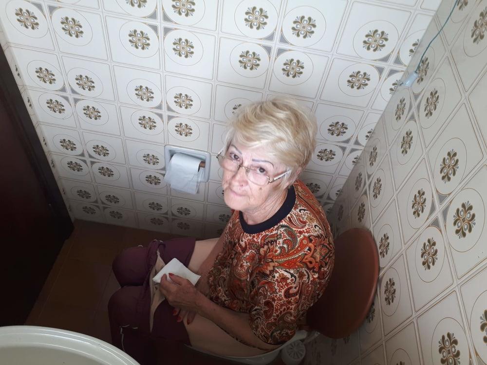 17P Granny Cleide