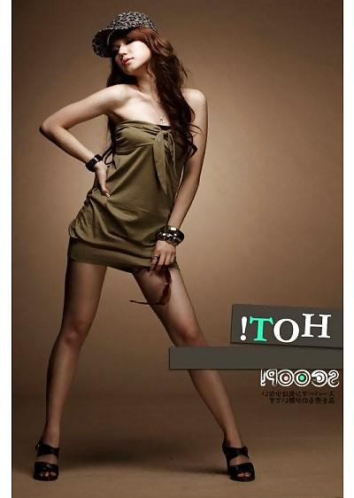 25P Heiße asiatische Models (NICHT NACKT) - 1