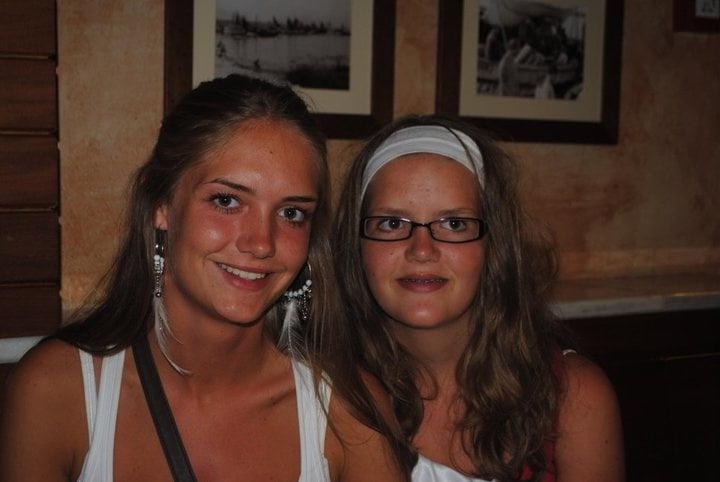 25P Dutch mom &amp; daughter 02
