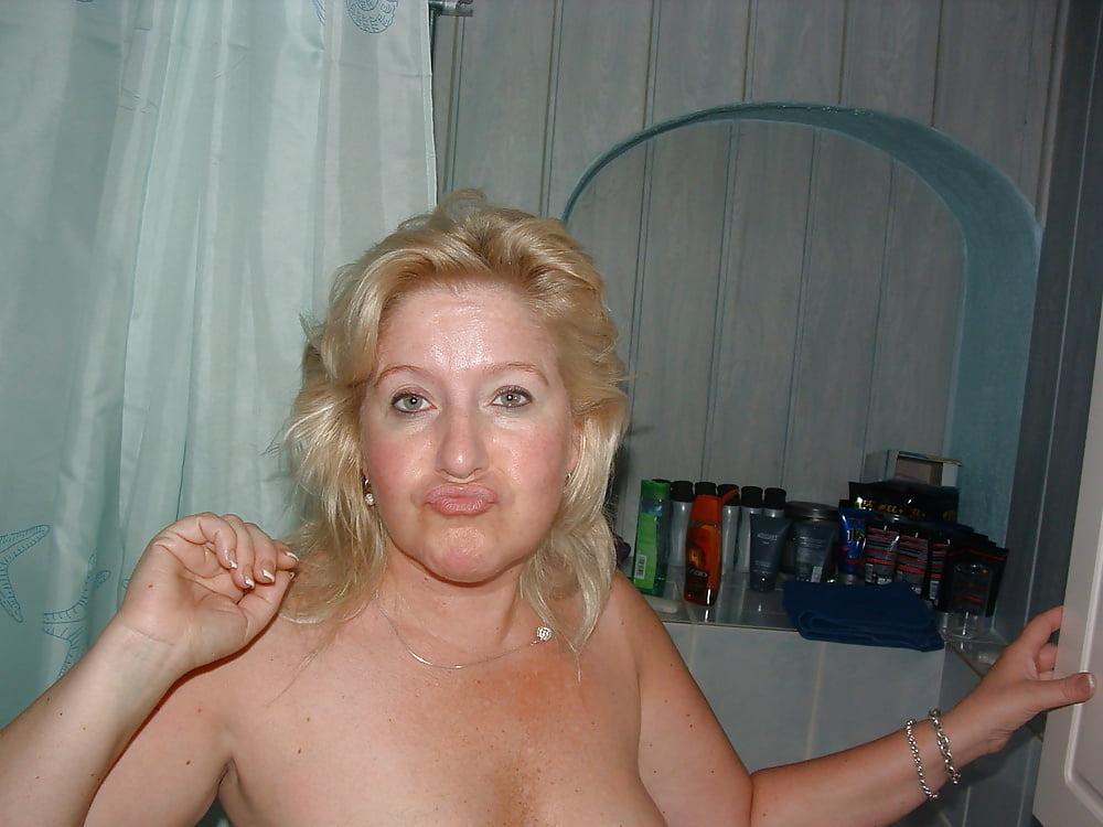 25P Granny Sabina